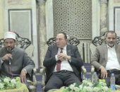 ملتقى السيرة النبوية بالجامع الأزهر: د. نادي عبد الله: الاصطفاء سنة من سنن الله في كونه  المولى عزّ وجلَّ زكي نبيه فى كل أموره وجمله بصفات الجمال والكمال