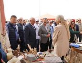 حصول دمياط على شهادة تقدير من محافظة الوادى الجديد ووزارتى الصناعة والزراعة بعد مشاركة سيدات دمياط بمعرض ” أيادي مصر “