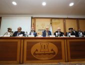 محافظ كفرالشيخ يترأس المجلس التنفيذي للمحافظة لمناقشة عدد من الموضوعات والقرارات الخدمية والتنموية.. لأول مرة«الرخصة الدولية الذكية»