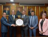 المتحدث العسكرى الرسمى للقوات المسلحة فى ضيافة ( مائدة أخبار اليوم للحوار )