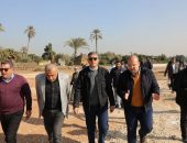 محافظ الجيزة يتفقد شبكة الطرق والمحاور بمركز ومدينة كرداسة