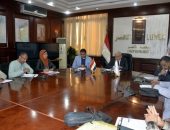 محافظ الاقصر يتابع الموقف التنفيذي لمنظومة التصالح