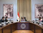 وزيرة التنمية المحلية تشارك في اجتماع رئيس مجلس الوزراء مع رئيسة مجلس إدارة مجموعة “نيو هوب” الصينية لاستعراض فرص الاستثمار المُتاحة بمجال الزراعة والأمن الغذائي
