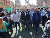 محافظ بني سويف يواصل برنامجه الميداني لمتابعة جهود تفعيل المبادرة الرئاسية”بداية جديدة” للتنمية البشرية في مختلف القطاعات