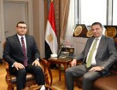 وزيرا الإسكان والزراعة يبحثان عدداً من الموضوعات المشتركة.. وسبل تعزيز التعاون بين الوزارتين