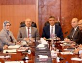 نائب رئيس مجلس الوزراء للتنمية الصناعية وزير الصناعة والنقل يبحث مع محافظ ومستثمري الجيزة تحديات المناطق الصناعية بالمحافظة وسبل حلها