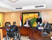 محافظ الفيوم يوجه بتوفير مساعدات مالية ومعاشات للحالات الأولى بالرعاية