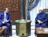 فضيلة الإمام الأكبر شيخ الأزهر الشريف يستقبل وزير المالية بمشيخة الأزهر