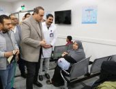 رئيس هيئة الرعاية الصحية في جولة ليلية مفاجئة للمنشآت الصحية التابعة للهيئة بالسويس لمتابعة سير العمل والتأكد من تقديم أفضل الخدمات والرعاية الصحية للمواطنين