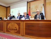 محافظ كفرالشيخ يعقد اجتماعًا لمتابعة موقف منظومة الرصد اليومي للمتغيرات المكانية.. مشددًا بمواجهة التعديات