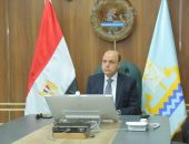 محافظ كفر الشيخ يتابع جهود كسح مياه الأمطار وجاهزية المعدات لمجابهة التغيرات المناخية بمراكز ومدن المحافظة من مركز سيطرة الشبكة الوطنية للطوارئ والسلامة العامة