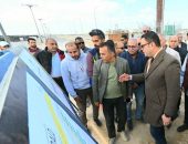 وزير الإسكان يتفقد سير العمل بمشروعات المدينة التراثية.. وعدد من مشروعات البنية الأساسية بمدينة العلمين الجديدة