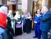 رئيس الأبنية التعليمية يتفقد أعمال الامتحان الإلكتروني للمتقدمين لشغل وظائف بالهيئة بمركز تقييم القدرات والمسابقات