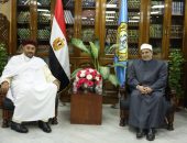 *رئيس المنظمة العالمية لخريجي الأزهر فرع ليبيا يشيد بجهود الأزهر الشريف في تدريب وعاظ ليبيا على منهج الوسطية والاعتدال*