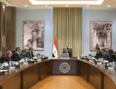 رئيس الوزراء يستعرض الفرص السياحية بالمنطقة المحيطة بهضبة الأهرام