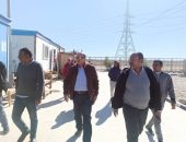 رئيس مدينة مرسى علم يتفقد محطة الكهرباء المتنقلة الثانية و الموقع المقترح لإنشاء محطة الكهرباء الثابتة .