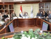 محافظ بني سويف يناقش عدداً من الموضوعات خلال اجتماع اللجنة للإعلانات..ويُكرّم المتميزين بالمنظومة على مستوى المدن والقرى