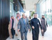 وزير الكهرباء والطاقة المتجددة يبحث فى العاصمة السعودية الرياض مشروعات تخزين الكهرباء بأنظمة البطاريات المستقلة ، والعدادات الذكية وتقنياتها المختلفة ومستجدات تنفيذ مشروع الربط الكهربائي المصرى السعودى.