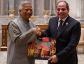 السيد الرئيس عبد الفتاح السيسي،يلتقي بالدكتور محمد يونس، رئيس الحكومة الانتقالية المؤقتة في بنجلاديش، وذلك على هامش قمة الدول الثماني النامية للتعاون الاقتصادي المنعقدة بالعاصمة الإدارية الجديدة.