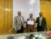 بقصائد شعرية ومقطوعات نثرية…كلية اللغة العربية بجرجا تحتفل باليوم العالمي للغة العربية