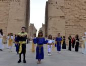 وسط تواجد الاف السائحين..الأقصر تشهد ظاهرة تعامد الشمس على قدس الأقداس بمعابد الكرنك..وبدء فصل الشتاء رسميا