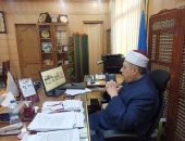 رئيس قطاع المعاهد الأزهرية يجتمع برؤساء المناطق الأزهرية عبر الانترنت.