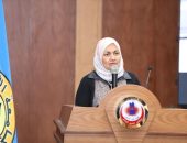 مستشارة شيخ الأزهر لشؤون الوافدين تشهد حفل تخرج سفراء الأزهر الدارسين بكلية الطب البشري بالأزهر