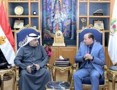رئيس جامعة المنصورة يستقبل رئيس المكتب الثقافي بسفارة الكويت بالقاهرة لتعزيز سبل التعاون المشترك