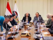 وزير قطاع الأعمال العام يستقبل وزيرة البيئة ويبحثان تعزيز التعاون لتنشيط السياحة البيئية في مصر