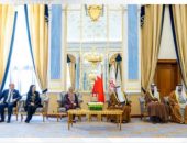 ولي عهد مملكة البحرين ورئيس مجلس الوزراء  يستقبل وزيرة التضامن الاجتماعي ورؤساء الوفود  المشاركة في أعمال الدورة الـ44  لمجلس وزراء الشؤون الاجتماعية العرب