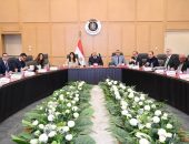 نائب رئيس مجلس الوزراء للتنمية الصناعية وزير الصناعة والنقل ووزير المالية يعلنان إطلاق المرحلة الأولى من المبادرة الجديدة لمساندة الشركات في القطاعات الصناعية ذات الأولوية