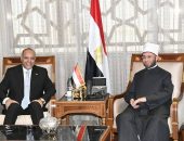 وزير الأوقاف يستقبل وزير العمل لبحث التعاون المشترك بمقر وزارة الأوقاف بالعاصمة الإدارية الجديدة