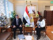 وزيرة التنمية المحلية تتابع مع محافظ الجيزة مشروعات الخطة الاستثمارية والمبادرة الرئاسية ” حياة كريمة ” وملفات التقنين والتصالح على مخالفات البناء