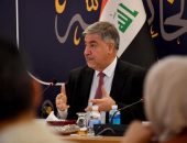 وكيل وزارة الخارجية لشؤون التخطيط السياسي يشارك في جلسة حوارية مع رؤساء وممثلي مراكز البحوث