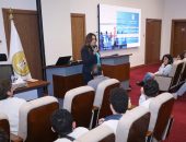 وزيرة التنمية المحلية تستقبل وفداً من طلاب مدرسة “فيلوباتير” المصرية بكندا