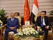 محافظ بورسعيد يستقبل أعضاء الصالون البحري المصري