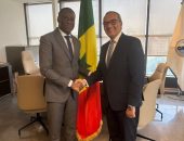 لقاء السفير المصري بوزير العدل السنغالي