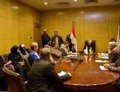 سكرتير عام الأقصر يبحث 28 طلب وشكوي في لقاء اليوم المفتوح