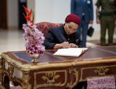 السيدة الجليلة والسيدة حرم فخامة الرئيس المصري تزوران المتحف الوطني