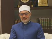 مفتي الجمهورية يزور أ.د. نصر فريد واصل للاطمئنان على صحته.