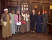 محافظ الأقصر يبحث شكاوى أصحاب المحاجر