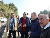 محافظ الجيزة يبحث مع رئيس الهيئة العامة للطرق سبل تسريع وتيرة العمل بمشروع تطوير طريق مصر اسيوط بين قري المرازيق وأبو رجوان بطول ٤ كم