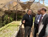 محافظ أسيوط ورئيس جامعة أسيوط يتفقدان المزارع والوحدات الإنتاجية المختلفة التابعة لكلية الزراعة