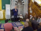 محافظ الأقصر يوجه كلمته للمواطنين عقب صلاة الجمعة.. ويطالبهم بالتكاتف يدا واحدة لحماية الوطن