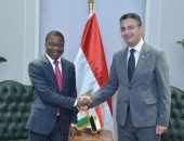 الدكتور/ شريف فاروق وزير التموين  والتجارة الداخلية يلتقي سفير  كوت ديفوار لبحث سبل التعاون المشترك في المجالات التجارية والصناعات الغذائية.