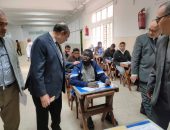 جولة تفقدية للأستاذ الدكتور جمال الهوارى عميدكليةالتربيةجامعة الأزهربالقاهرة  للاطمئنان على سير العملية الامتحانية.
