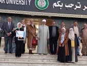 الدكتور سلامة داود رئيس جامعة الأزهر يناقش مشروع تطوير حرم الجامعة لتكون صديقة للبيئة