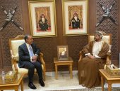 وزير الخارجية والهجرة يلتقي مع وزير التجارة والصناعة وترويج الاستثمار في سلطنة عُمان