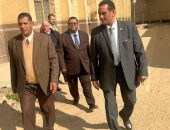 نائب رئيس جامعة الأزهر لشئون التعليم والطلاب يتفقد لجان امتحانات كلية العلوم للبنين بالقاهرة