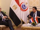 نائب رئيس الوزراء وزير الصحة يبحث التعاون مع السفير الهولندي وشركة “فيليبس” لدعم القطاع الصحي